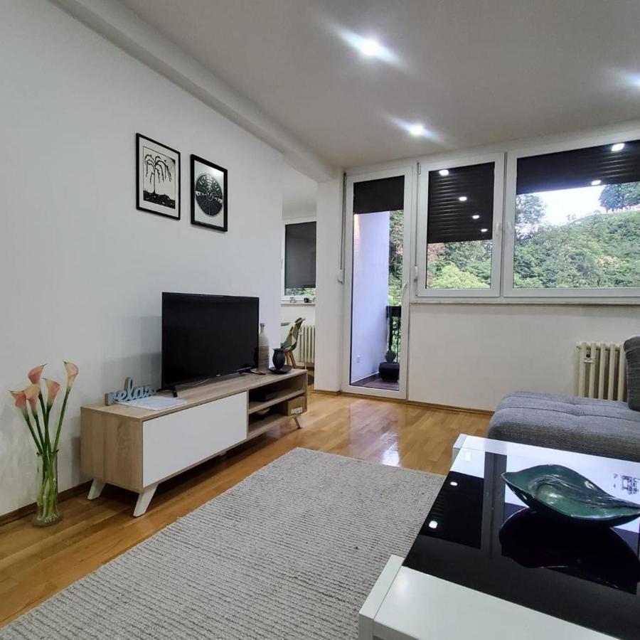 Ozzy Apartment Travnik Luaran gambar